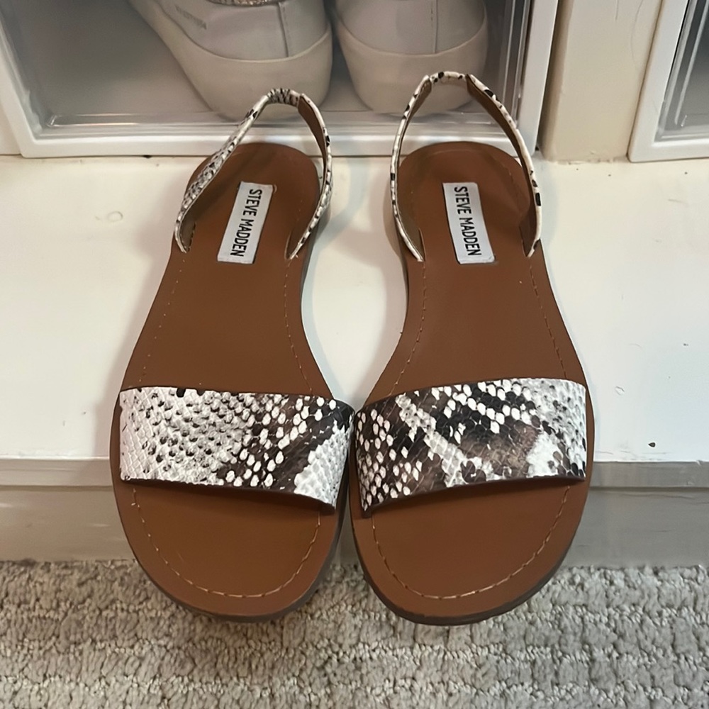 Steve Madden sandals